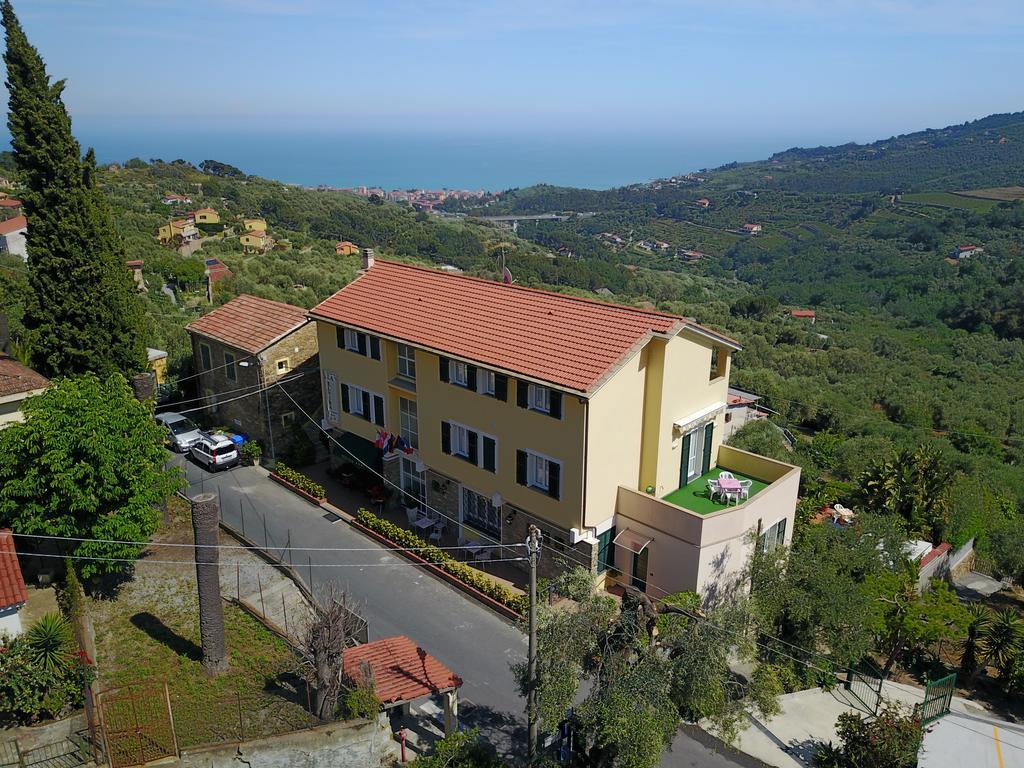 Residence Elvira Diano Marina Exteriör bild