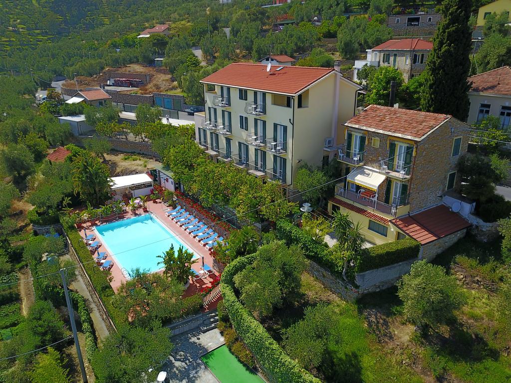 Residence Elvira Diano Marina Exteriör bild
